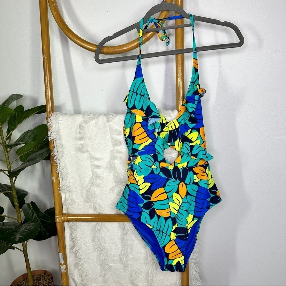 Aerie Blue Floral Ruffle One Piece sz M